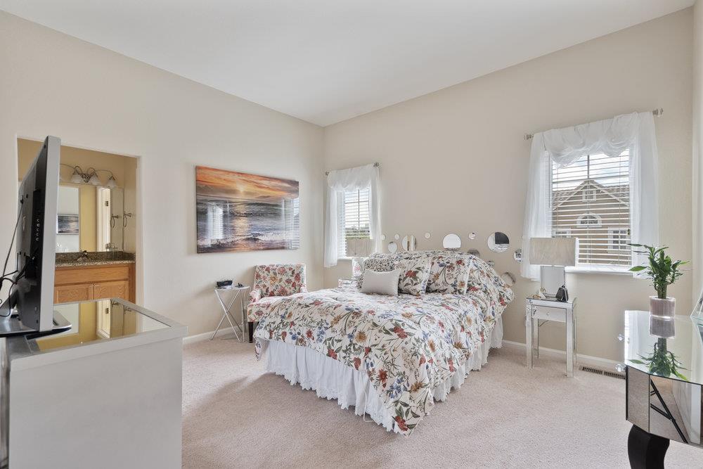 Detail Gallery Image 23 of 46 For 26 Oliveira Loop, Freedom,  CA 95019 - 3 Beds | 2/1 Baths