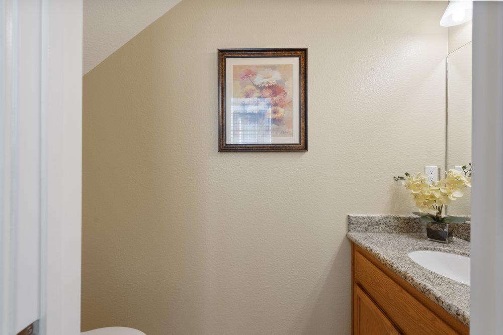 Detail Gallery Image 8 of 46 For 26 Oliveira Loop, Freedom,  CA 95019 - 3 Beds | 2/1 Baths