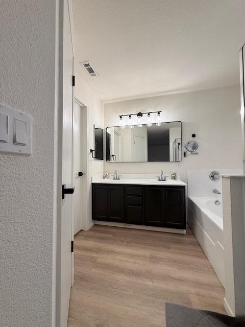 Detail Gallery Image 39 of 42 For 2774 Swan Ln, Los Banos,  CA 93635 - 4 Beds | 2/1 Baths