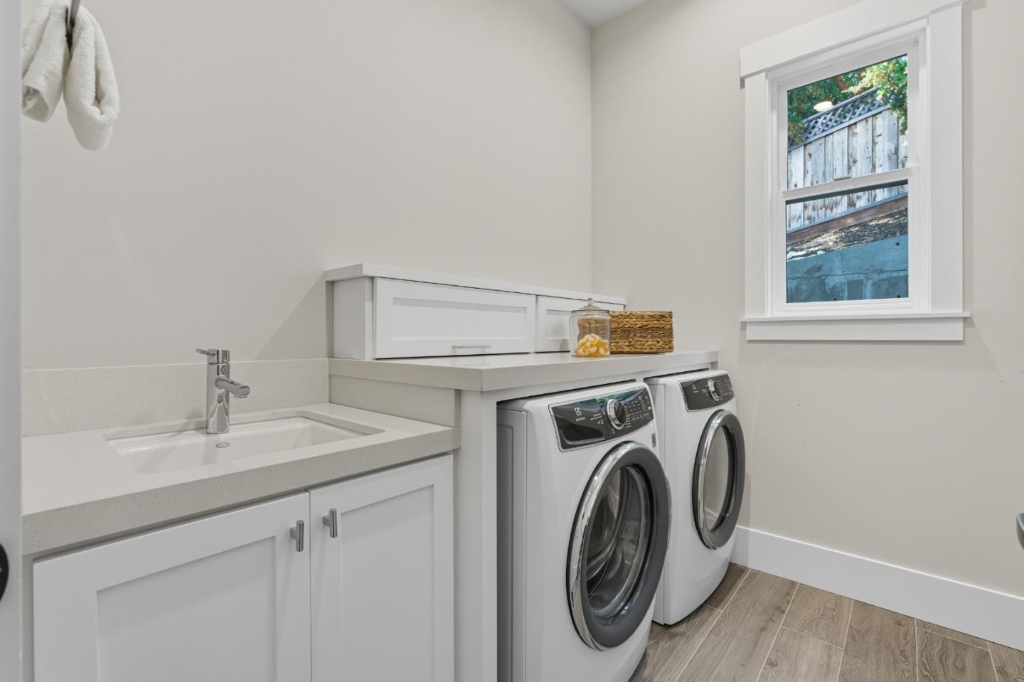 Detail Gallery Image 55 of 80 For 2184 Cobblehill Pl, San Mateo,  CA 94402 - 4 Beds | 3/1 Baths