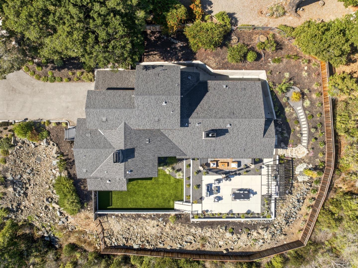 Detail Gallery Image 65 of 80 For 2184 Cobblehill Pl, San Mateo,  CA 94402 - 4 Beds | 3/1 Baths