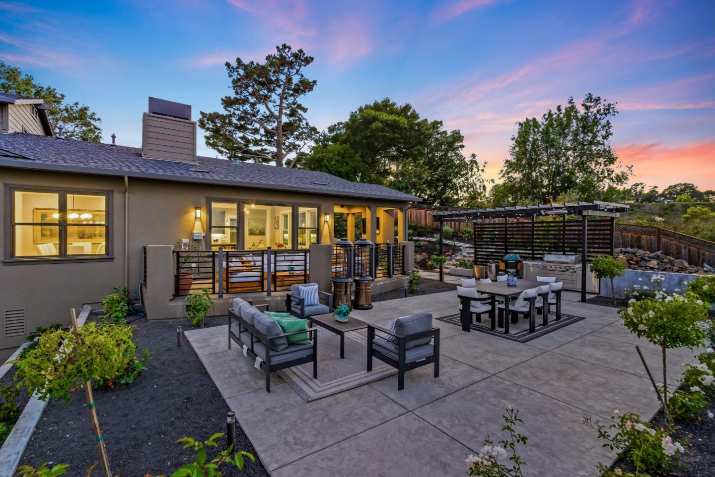 Detail Gallery Image 74 of 80 For 2184 Cobblehill Pl, San Mateo,  CA 94402 - 4 Beds | 3/1 Baths