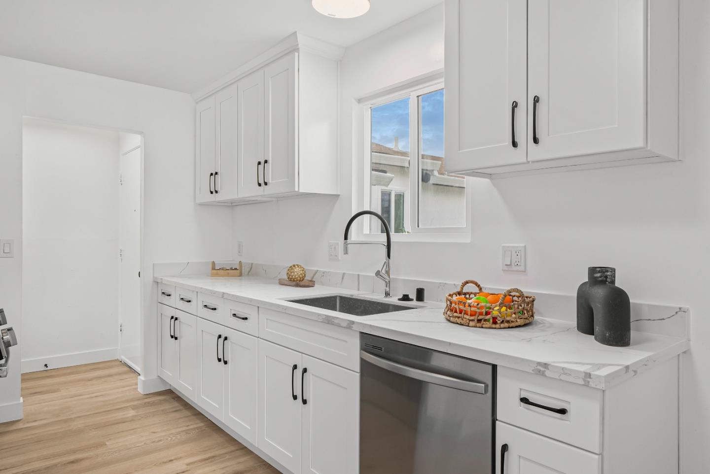 Detail Gallery Image 11 of 29 For 478 Sheridan Pl, San Jose,  CA 95111 - 3 Beds | 2 Baths