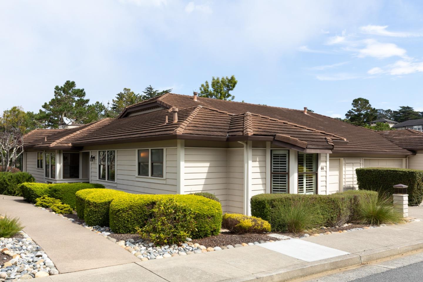 Detail Gallery Image 2 of 31 For 2908 Ransford Ave, Pacific Grove,  CA 93950 - 3 Beds | 2/1 Baths