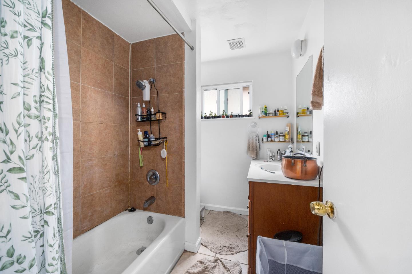 Detail Gallery Image 19 of 24 For 238 San Lorenzo Blvd, Santa Cruz,  CA 95060 - – Beds | – Baths