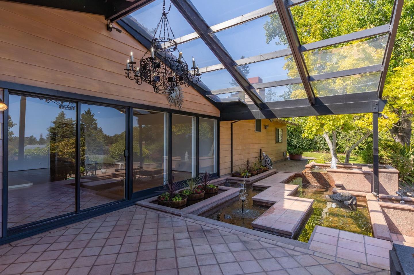 Detail Gallery Image 105 of 123 For 530 Darrell Rd, Hillsborough,  CA 94010 - 5 Beds | 3/2 Baths