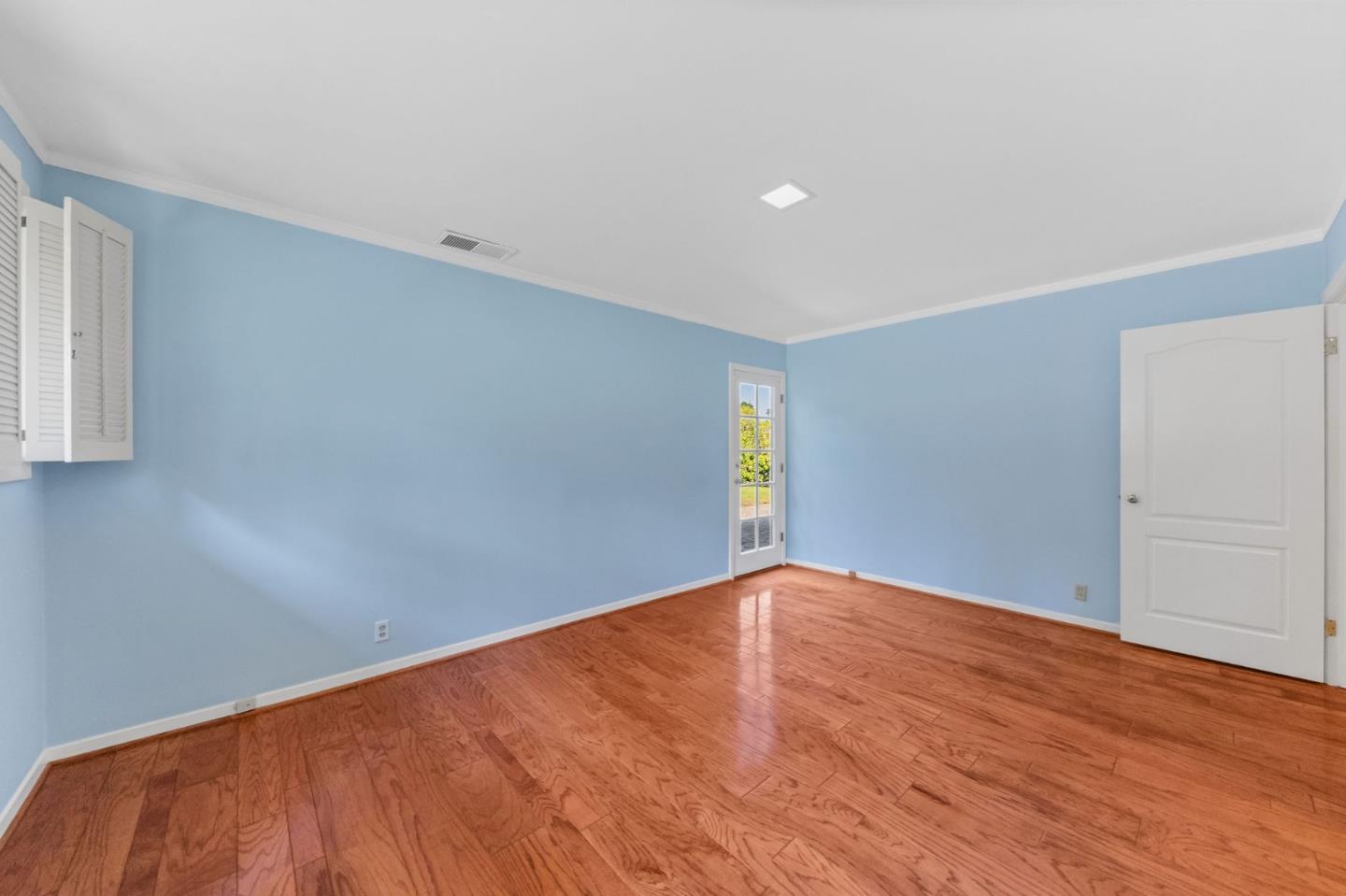 Detail Gallery Image 54 of 123 For 530 Darrell Rd, Hillsborough,  CA 94010 - 5 Beds | 3/2 Baths