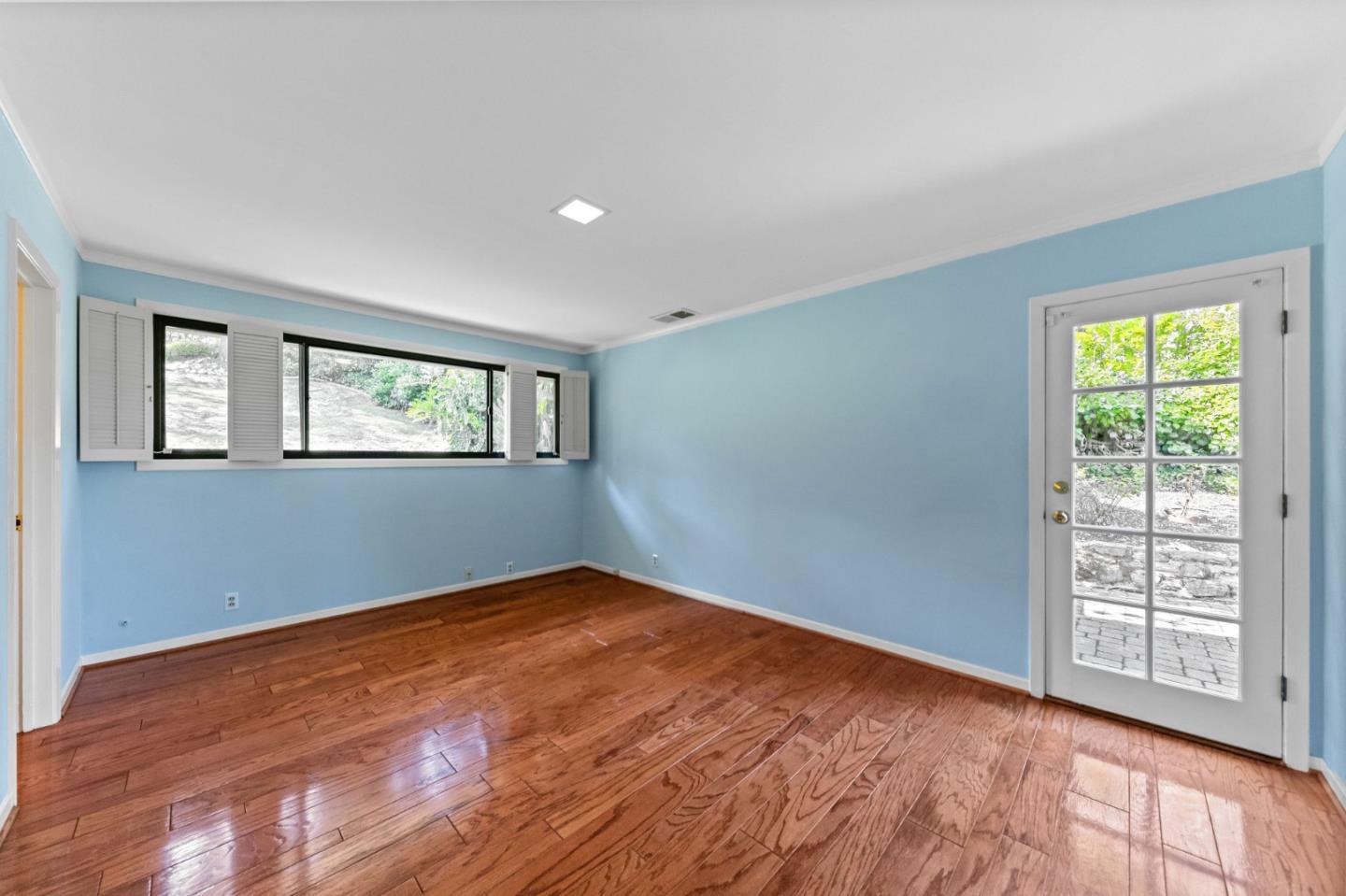 Detail Gallery Image 55 of 123 For 530 Darrell Rd, Hillsborough,  CA 94010 - 5 Beds | 3/2 Baths