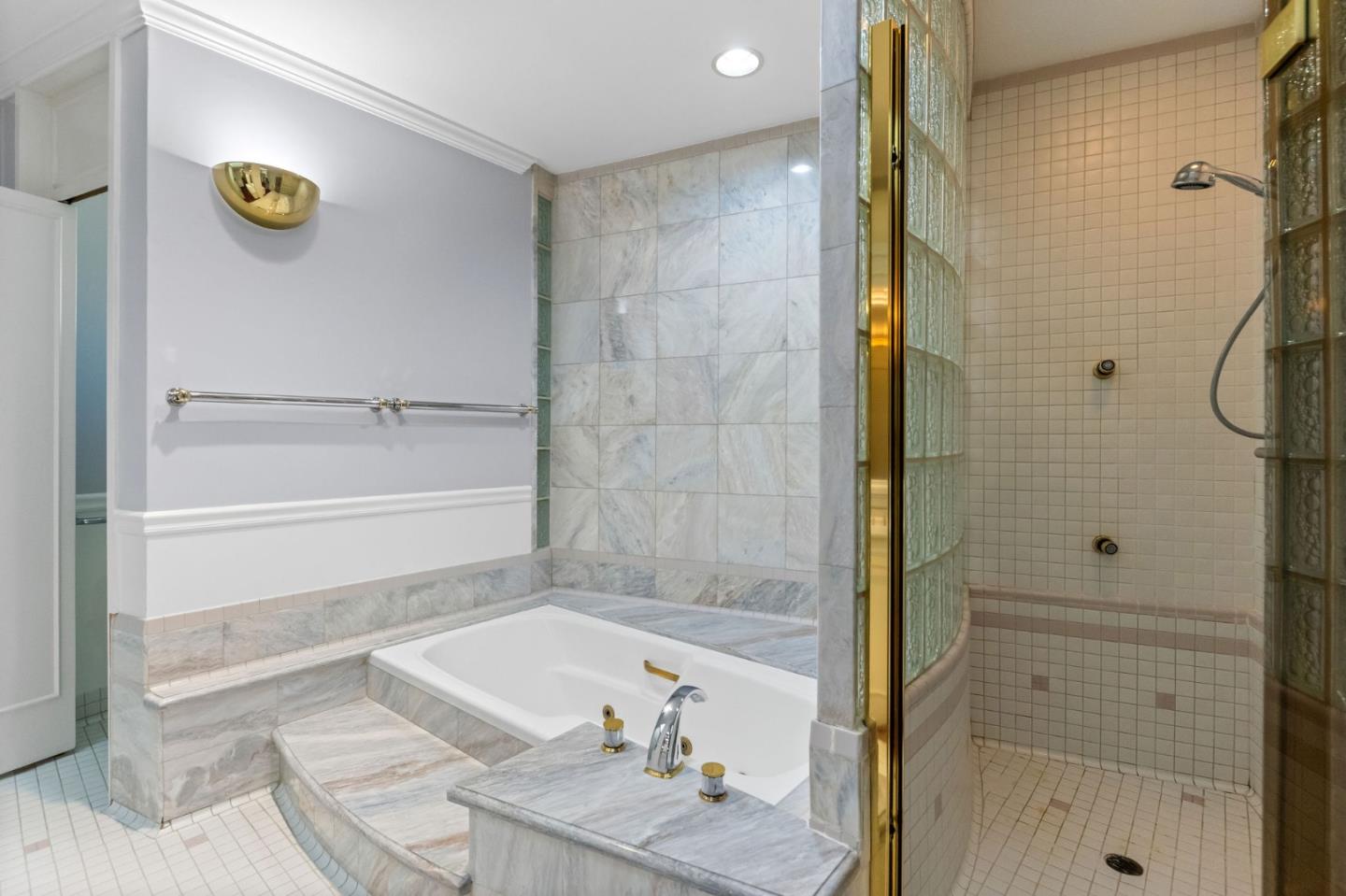 Detail Gallery Image 82 of 123 For 530 Darrell Rd, Hillsborough,  CA 94010 - 5 Beds | 3/2 Baths