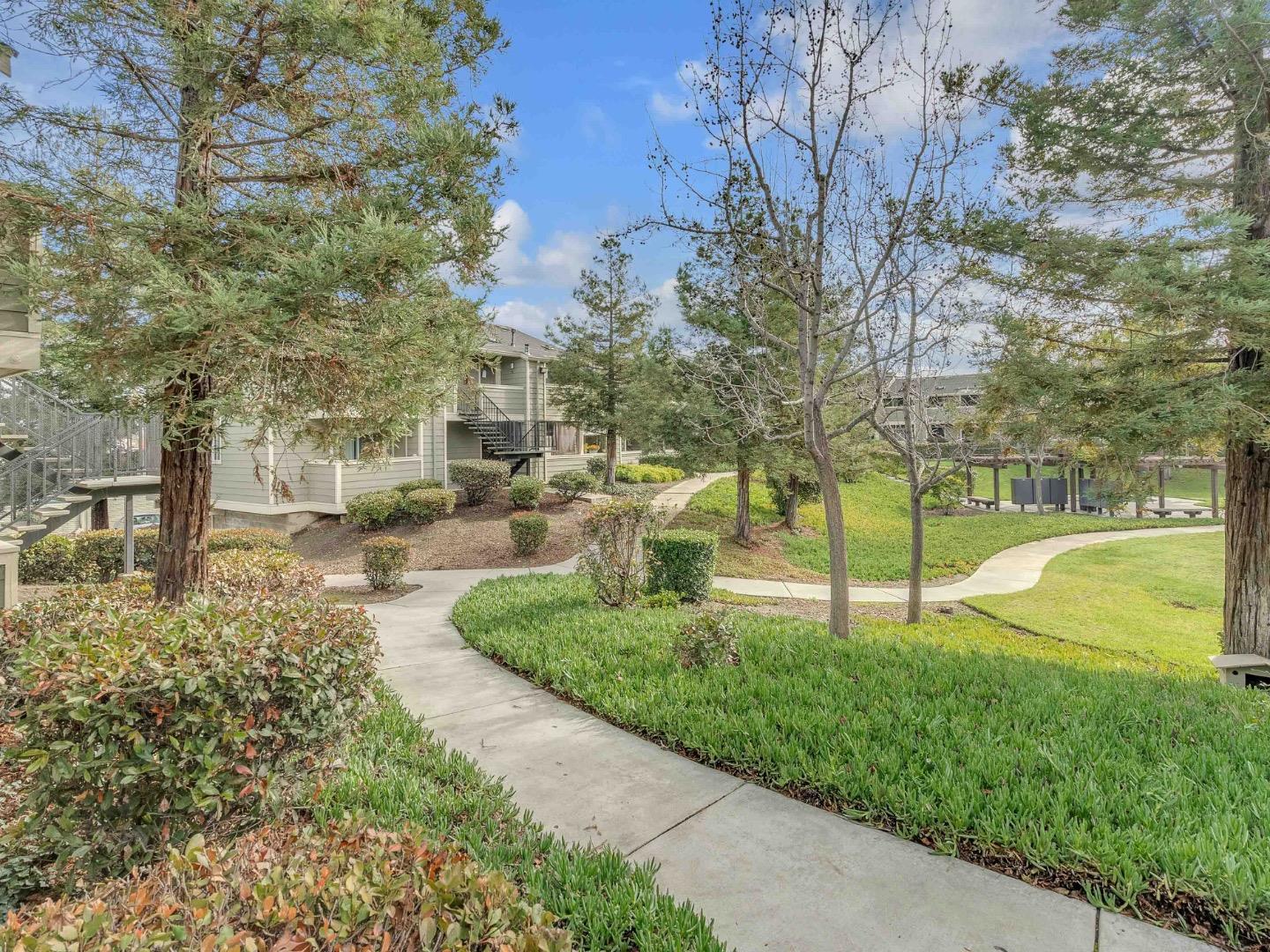 Detail Gallery Image 22 of 25 For 1988 Prince George Dr, San Jose,  CA 95116 - 1 Beds | 1 Baths