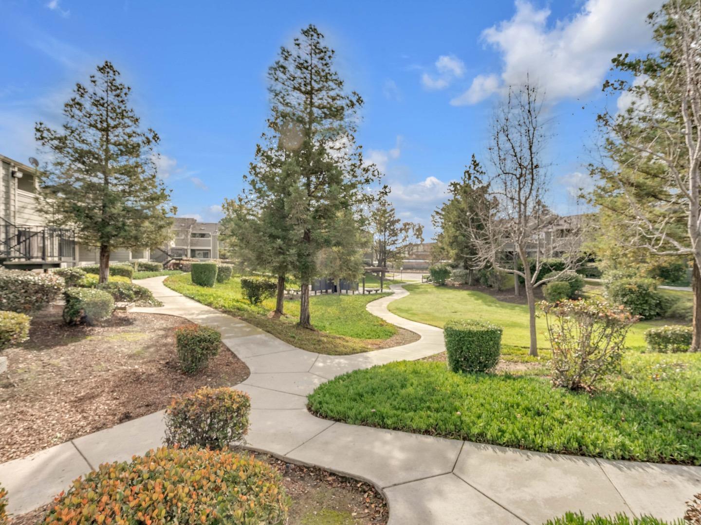 Detail Gallery Image 23 of 25 For 1988 Prince George Dr, San Jose,  CA 95116 - 1 Beds | 1 Baths