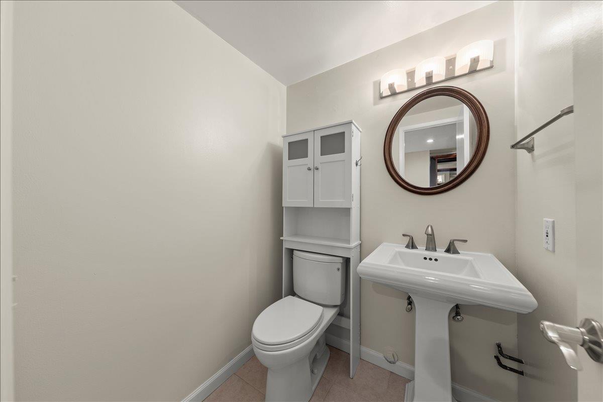 Detail Gallery Image 20 of 53 For 1010 Polk Ln, San Jose,  CA 95117 - 3 Beds | 2/1 Baths