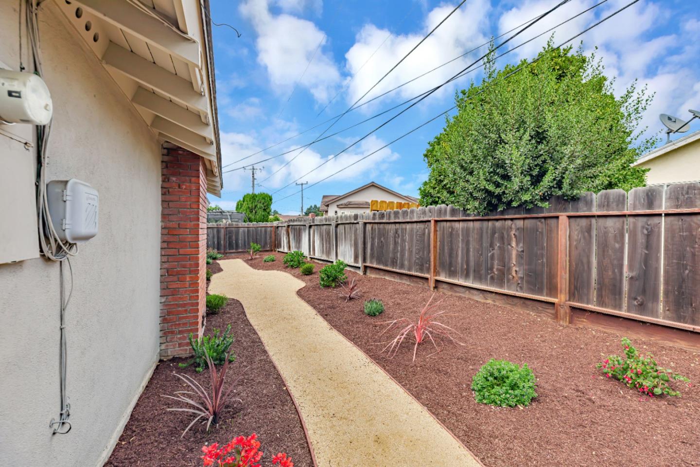 Detail Gallery Image 27 of 29 For 148 Del Mar Dr, Salinas,  CA 93901 - 3 Beds | 2 Baths