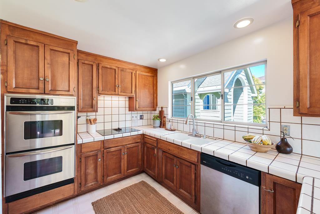 Detail Gallery Image 18 of 43 For 918 3rd St a,  Santa Cruz,  CA 95060 - 3 Beds | 2/1 Baths