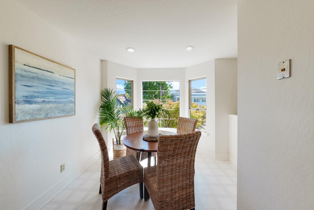 Detail Gallery Image 21 of 43 For 918 3rd St a,  Santa Cruz,  CA 95060 - 3 Beds | 2/1 Baths