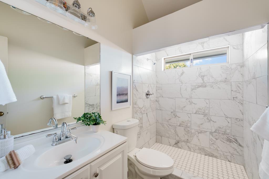 Detail Gallery Image 25 of 43 For 918 3rd St a,  Santa Cruz,  CA 95060 - 3 Beds | 2/1 Baths