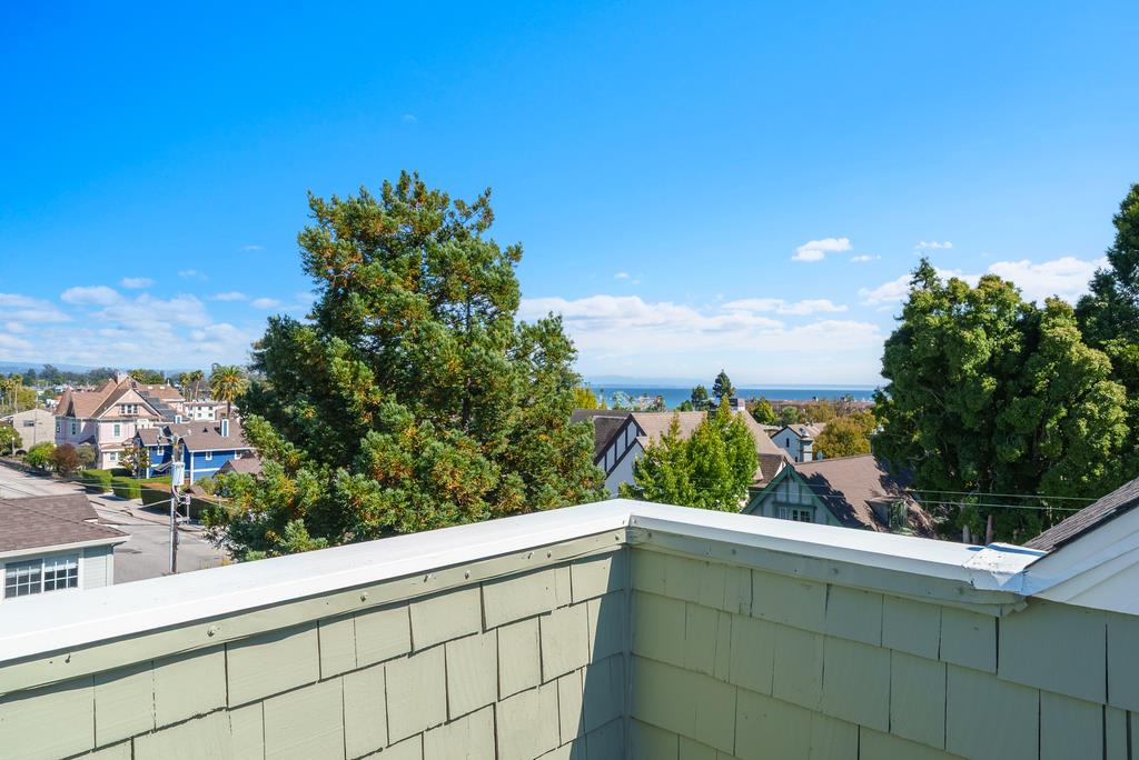 Detail Gallery Image 35 of 43 For 918 3rd St a,  Santa Cruz,  CA 95060 - 3 Beds | 2/1 Baths