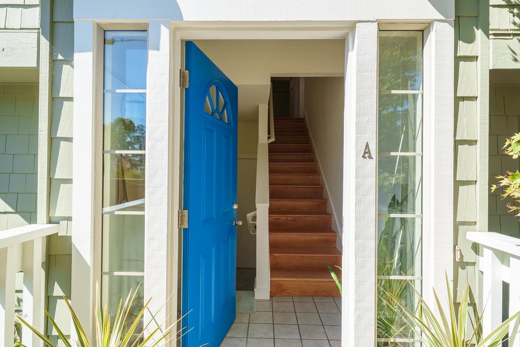 Detail Gallery Image 6 of 43 For 918 3rd St a,  Santa Cruz,  CA 95060 - 3 Beds | 2/1 Baths