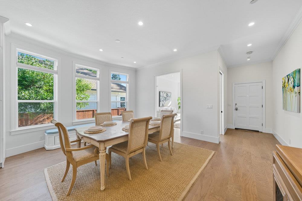 Detail Gallery Image 14 of 70 For 320 N Ellsworth Ave, San Mateo,  CA 94401 - 4 Beds | 3/1 Baths