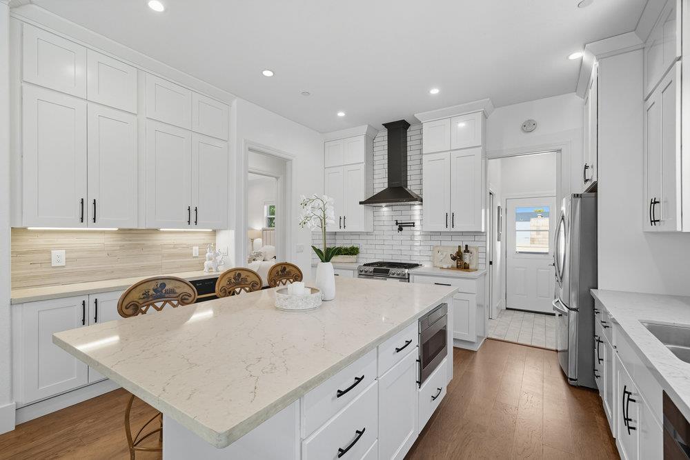Detail Gallery Image 16 of 70 For 320 N Ellsworth Ave, San Mateo,  CA 94401 - 4 Beds | 3/1 Baths