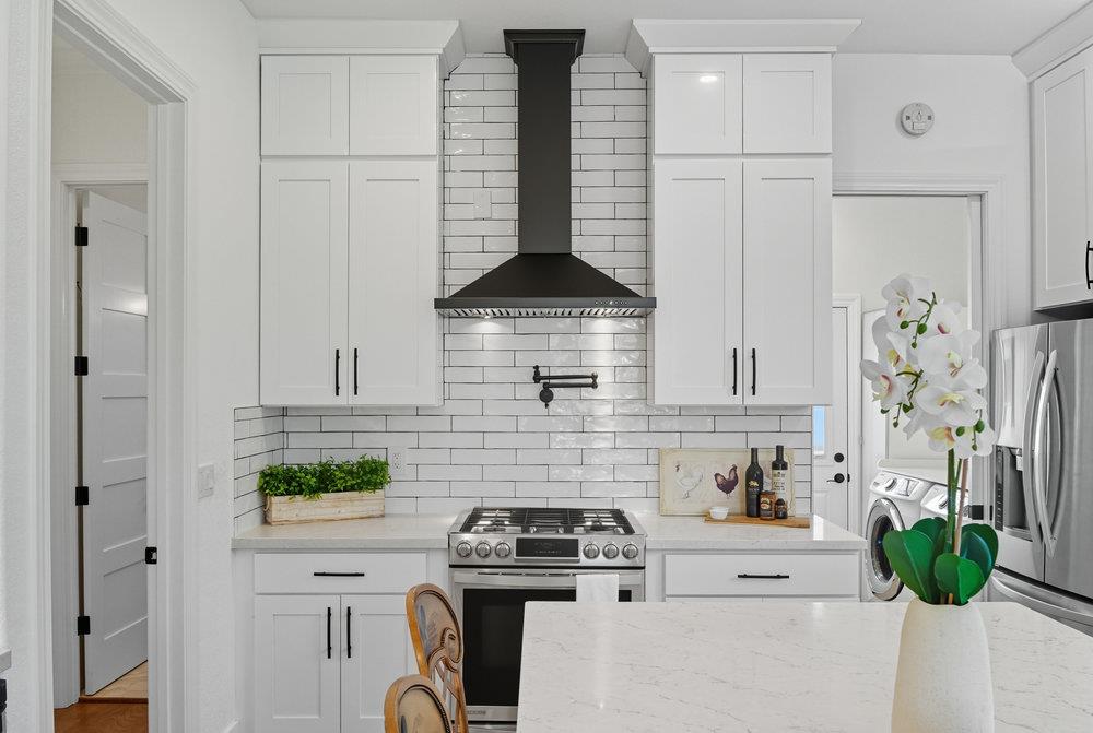 Detail Gallery Image 19 of 70 For 320 N Ellsworth Ave, San Mateo,  CA 94401 - 4 Beds | 3/1 Baths