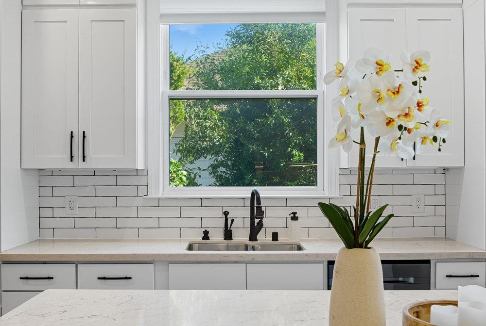 Detail Gallery Image 22 of 70 For 320 N Ellsworth Ave, San Mateo,  CA 94401 - 4 Beds | 3/1 Baths