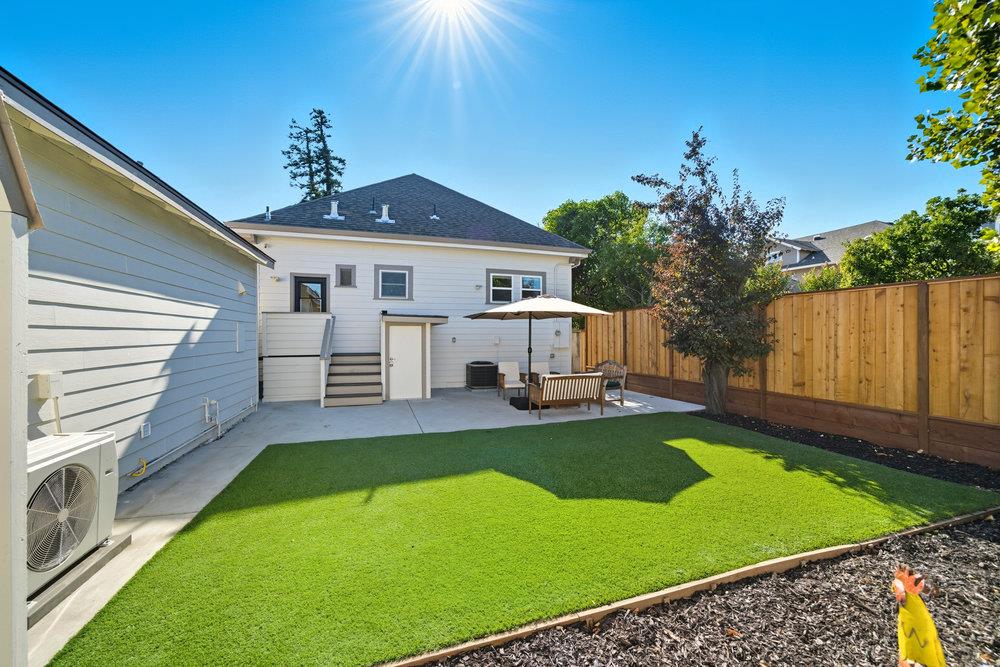 Detail Gallery Image 39 of 70 For 320 N Ellsworth Ave, San Mateo,  CA 94401 - 4 Beds | 3/1 Baths