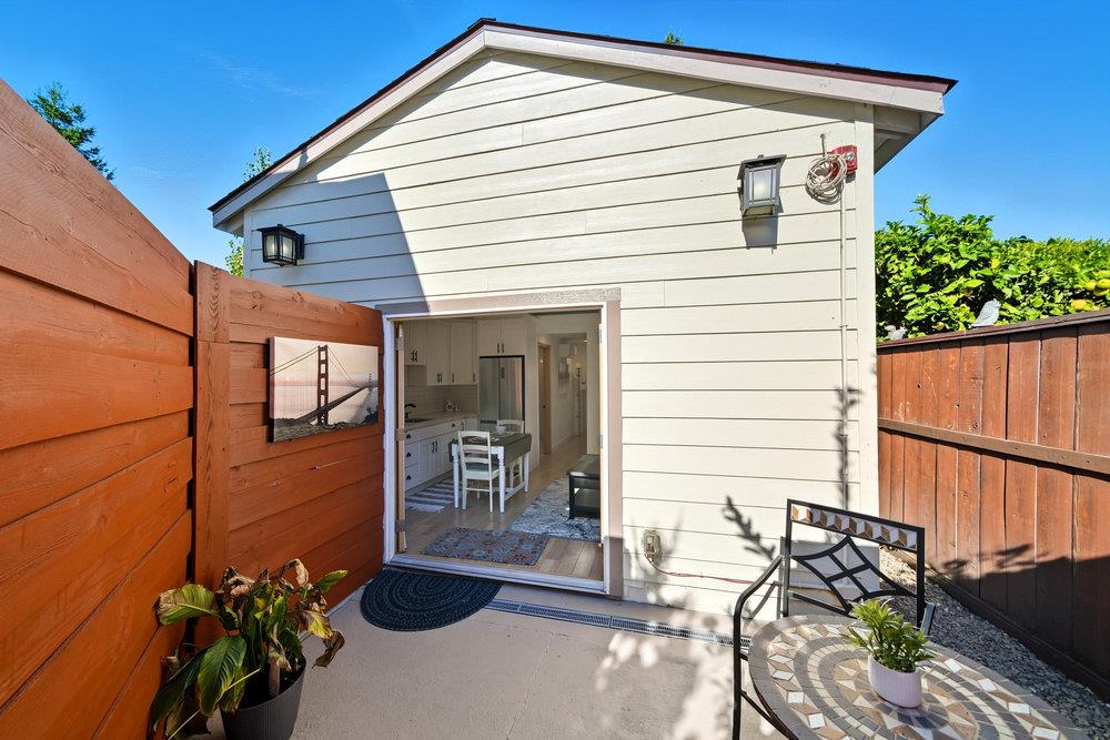 Detail Gallery Image 50 of 70 For 320 N Ellsworth Ave, San Mateo,  CA 94401 - 4 Beds | 3/1 Baths