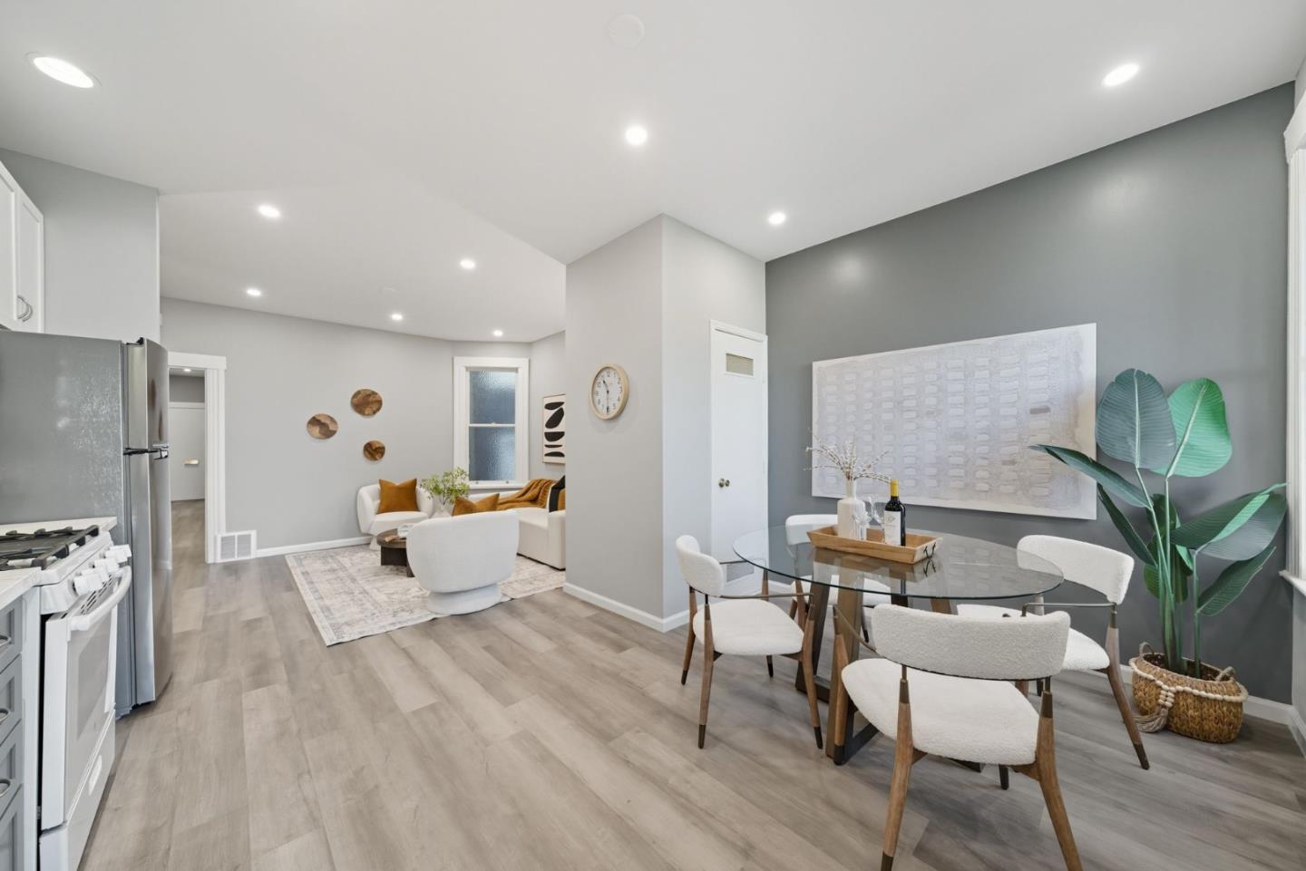 Detail Gallery Image 17 of 38 For 438 30th St, San Francisco,  CA 94131 - 2 Beds | 1 Baths