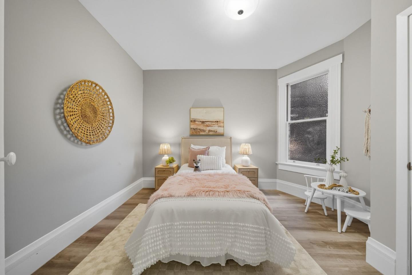 Detail Gallery Image 4 of 38 For 438 30th St, San Francisco,  CA 94131 - 2 Beds | 1 Baths
