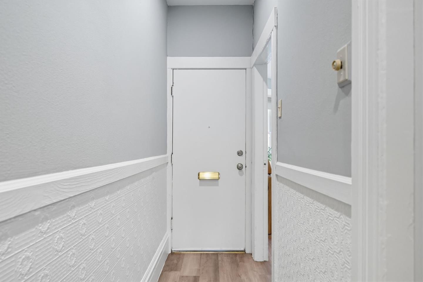 Detail Gallery Image 7 of 38 For 438 30th St, San Francisco,  CA 94131 - 2 Beds | 1 Baths