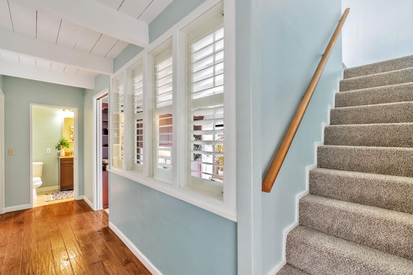 Detail Gallery Image 18 of 41 For 311 Congress Ave, Pacific Grove,  CA 93950 - 2 Beds | 2 Baths