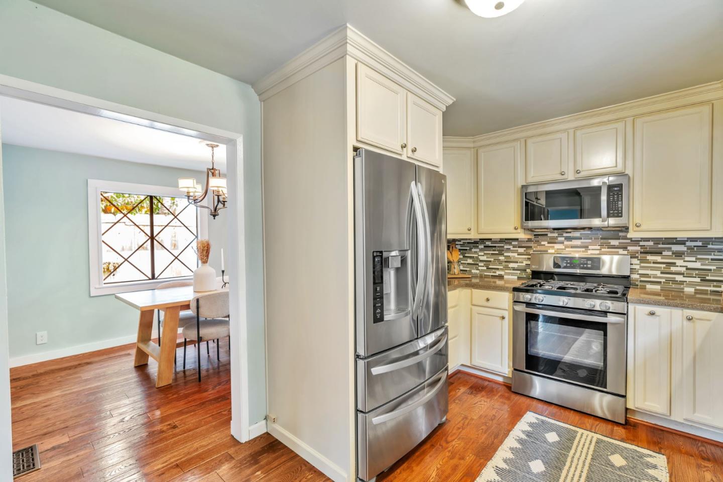 Detail Gallery Image 39 of 41 For 311 Congress Ave, Pacific Grove,  CA 93950 - 2 Beds | 2 Baths