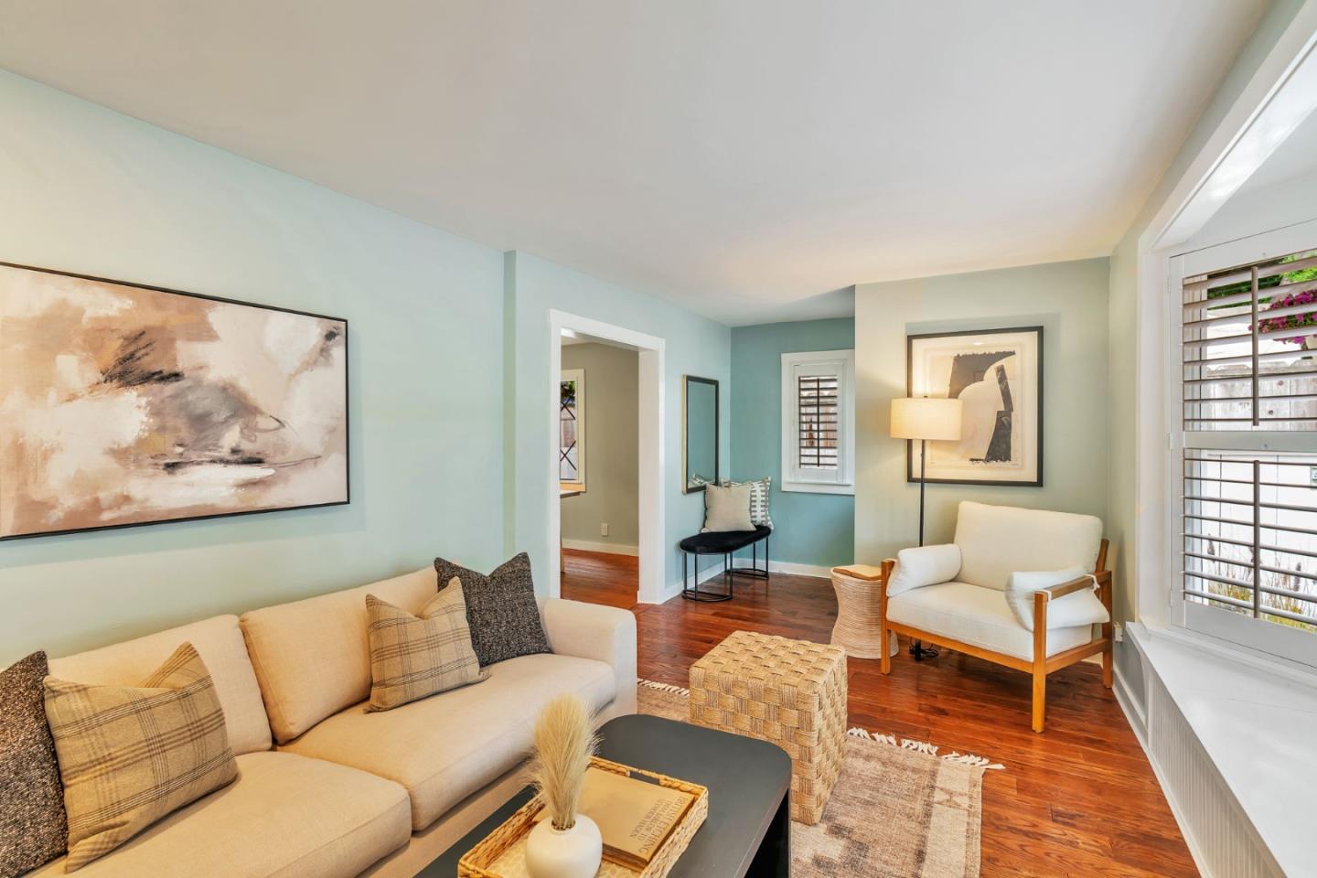 Detail Gallery Image 8 of 41 For 311 Congress Ave, Pacific Grove,  CA 93950 - 2 Beds | 2 Baths