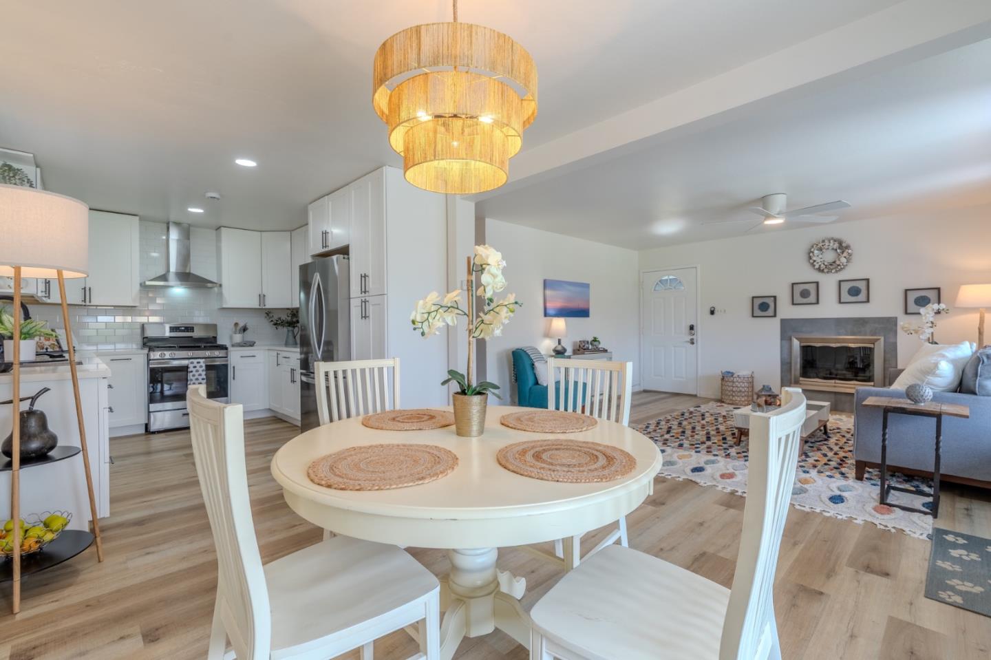 Detail Gallery Image 17 of 34 For 1324 Peralta Rd, Pacifica,  CA 94044 - 3 Beds | 2 Baths
