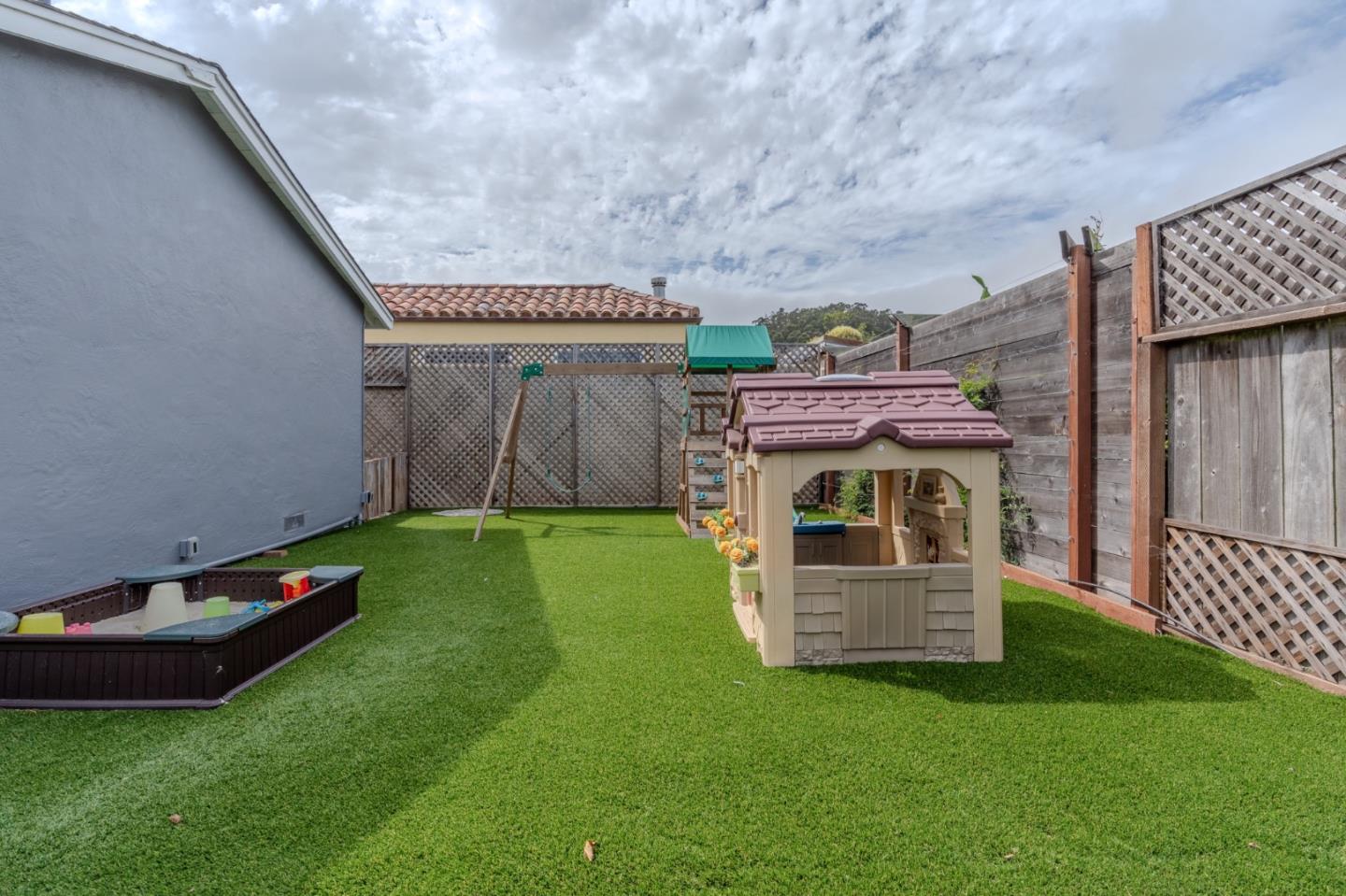 Detail Gallery Image 29 of 34 For 1324 Peralta Rd, Pacifica,  CA 94044 - 3 Beds | 2 Baths