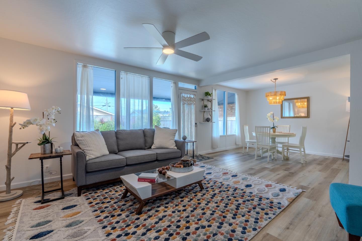Detail Gallery Image 6 of 34 For 1324 Peralta Rd, Pacifica,  CA 94044 - 3 Beds | 2 Baths