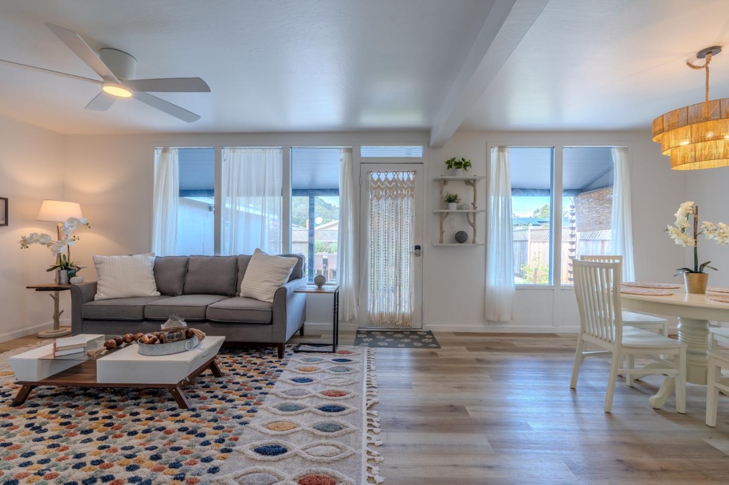 Detail Gallery Image 9 of 34 For 1324 Peralta Rd, Pacifica,  CA 94044 - 3 Beds | 2 Baths