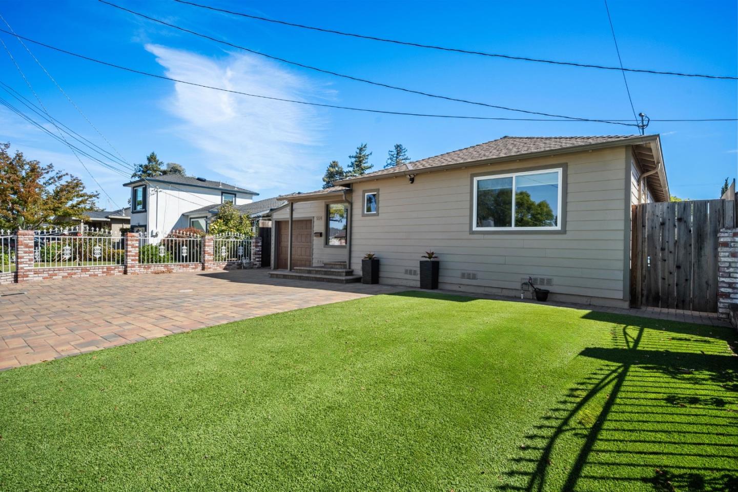 Detail Gallery Image 3 of 36 For 554 Scott Ave, Redwood City,  CA 94063 - 2 Beds | 1 Baths