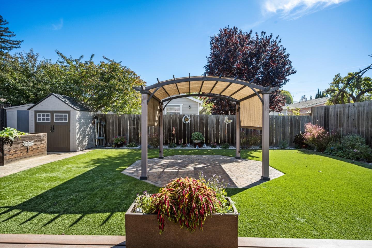 Detail Gallery Image 32 of 36 For 554 Scott Ave, Redwood City,  CA 94063 - 2 Beds | 1 Baths