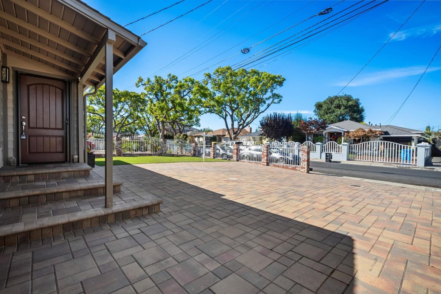 Detail Gallery Image 4 of 36 For 554 Scott Ave, Redwood City,  CA 94063 - 2 Beds | 1 Baths