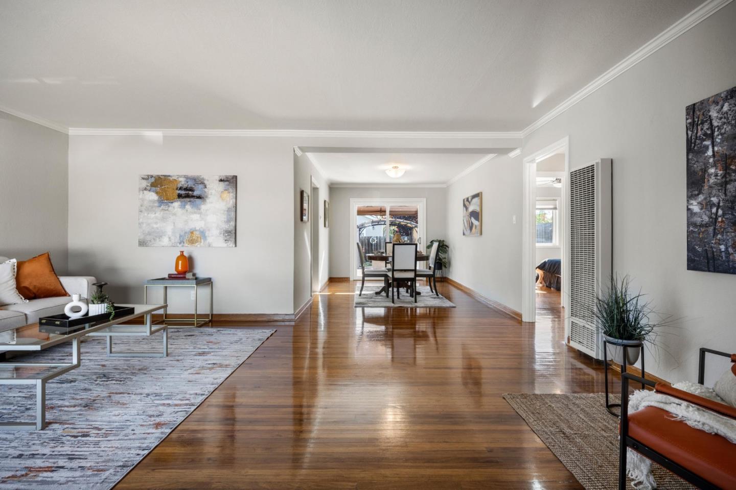 Detail Gallery Image 6 of 36 For 554 Scott Ave, Redwood City,  CA 94063 - 2 Beds | 1 Baths