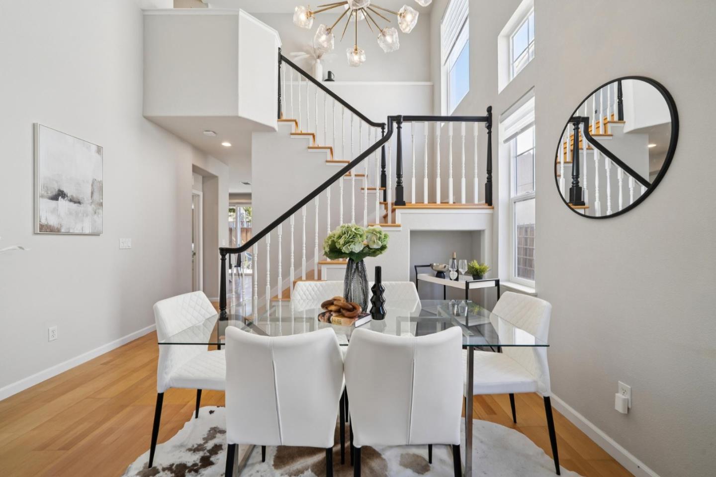 Detail Gallery Image 8 of 47 For 16 Cymbidium Cir, South San Francisco,  CA 94080 - 4 Beds | 2/1 Baths