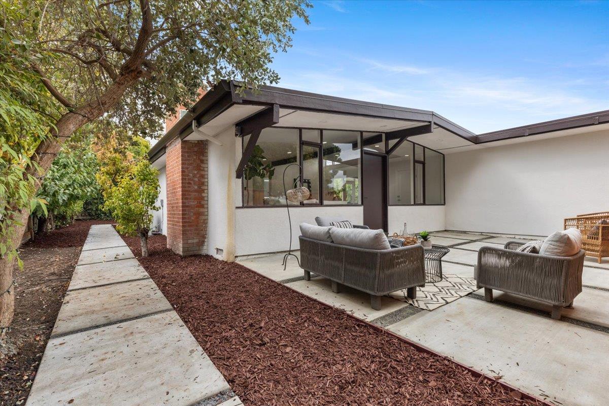 Detail Gallery Image 26 of 28 For 2375 Adele Ave, Mountain View,  CA 94043 - 3 Beds | 2 Baths