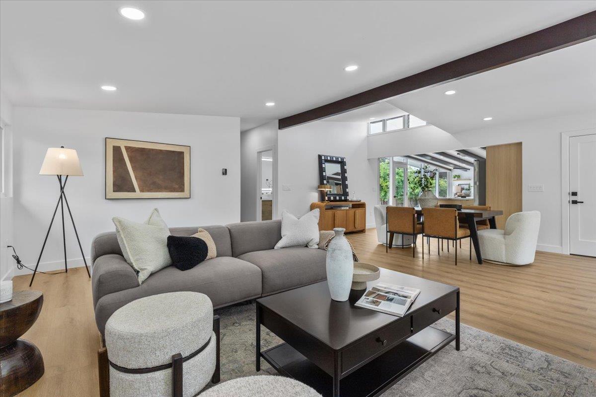 Detail Gallery Image 8 of 28 For 2375 Adele Ave, Mountain View,  CA 94043 - 3 Beds | 2 Baths