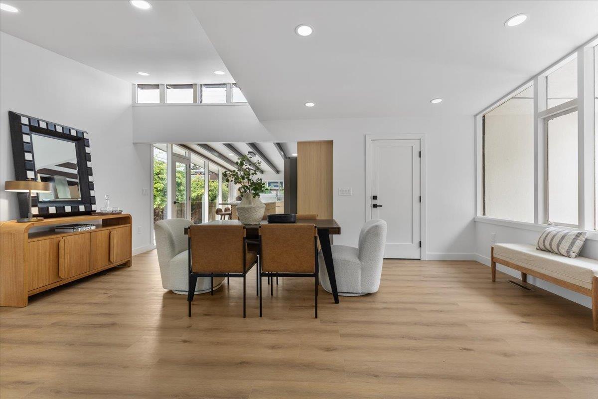 Detail Gallery Image 9 of 28 For 2375 Adele Ave, Mountain View,  CA 94043 - 3 Beds | 2 Baths