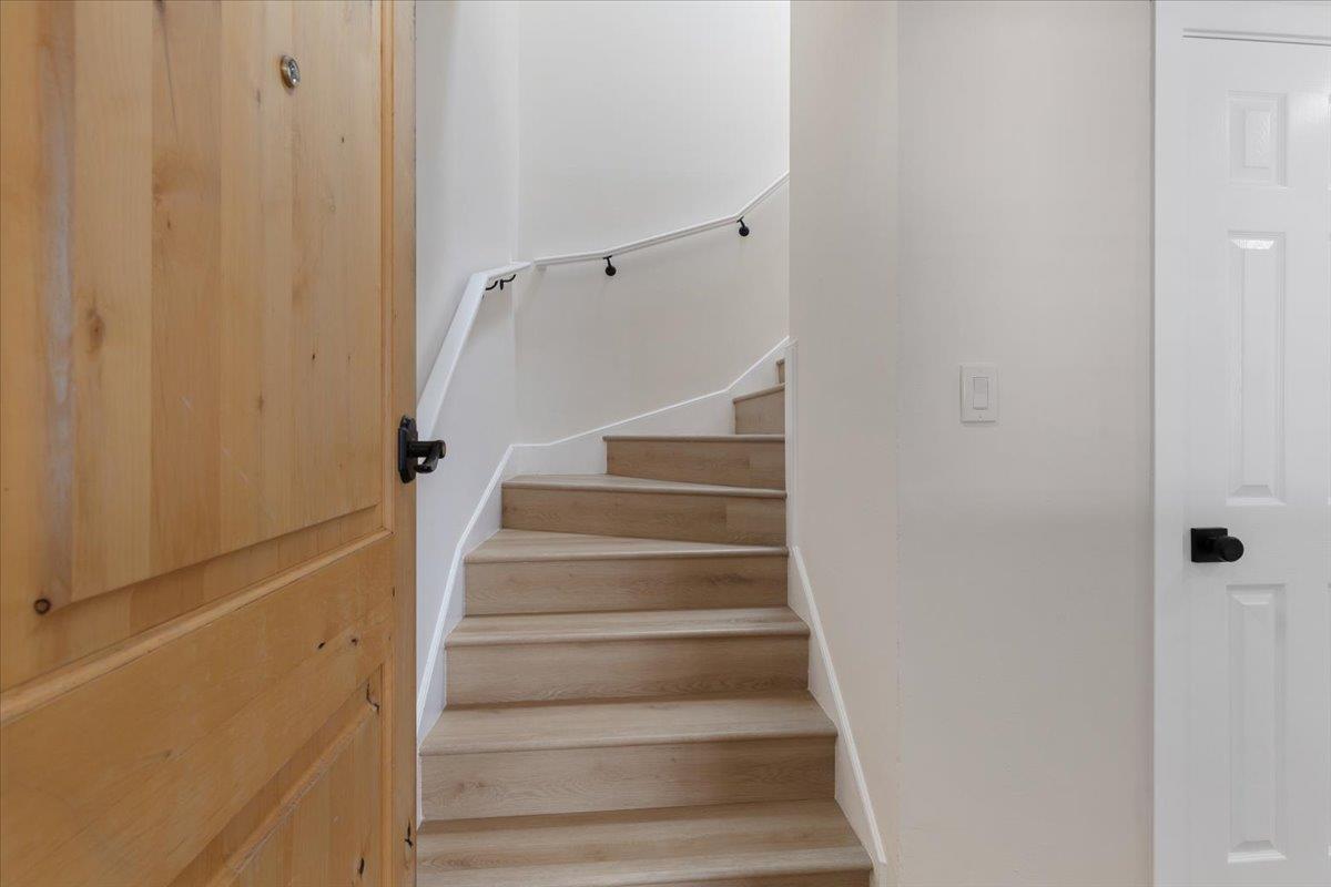 Detail Gallery Image 3 of 27 For 1970 35th Ave, San Francisco,  CA 94116 - 3 Beds | 2 Baths