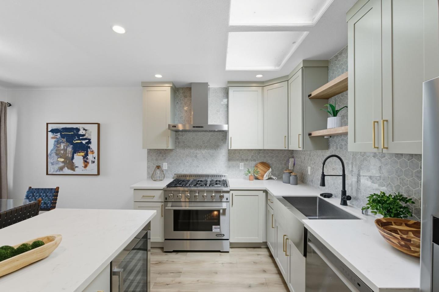 Detail Gallery Image 15 of 59 For 53 Venus St, San Francisco,  CA 94124 - 0 Beds | 1 Baths