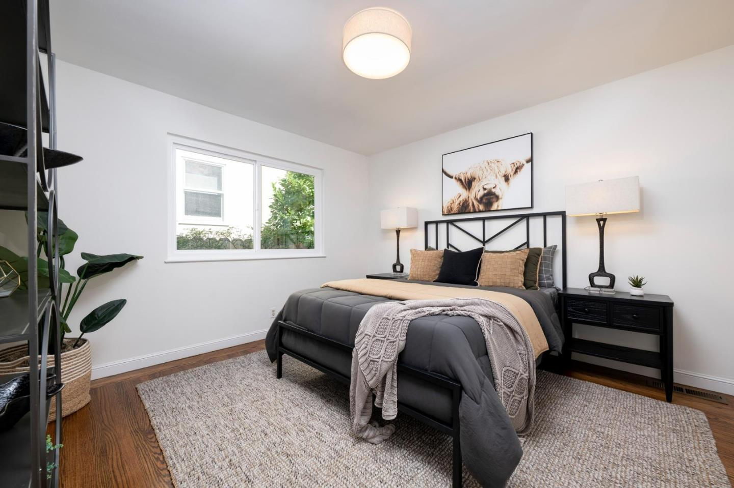Detail Gallery Image 14 of 21 For 505 Castilian Way, San Mateo,  CA 94402 - 3 Beds | 2 Baths