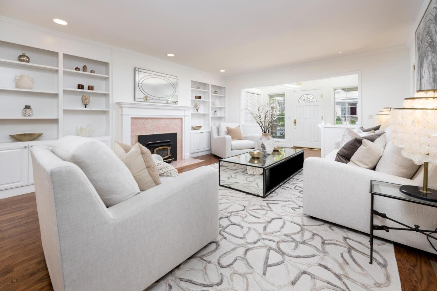 Detail Gallery Image 3 of 21 For 505 Castilian Way, San Mateo,  CA 94402 - 3 Beds | 2 Baths
